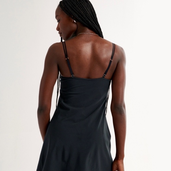 Abercrombie & Fitch Black Traveler Atheltic Dress - Picture 2 of 6